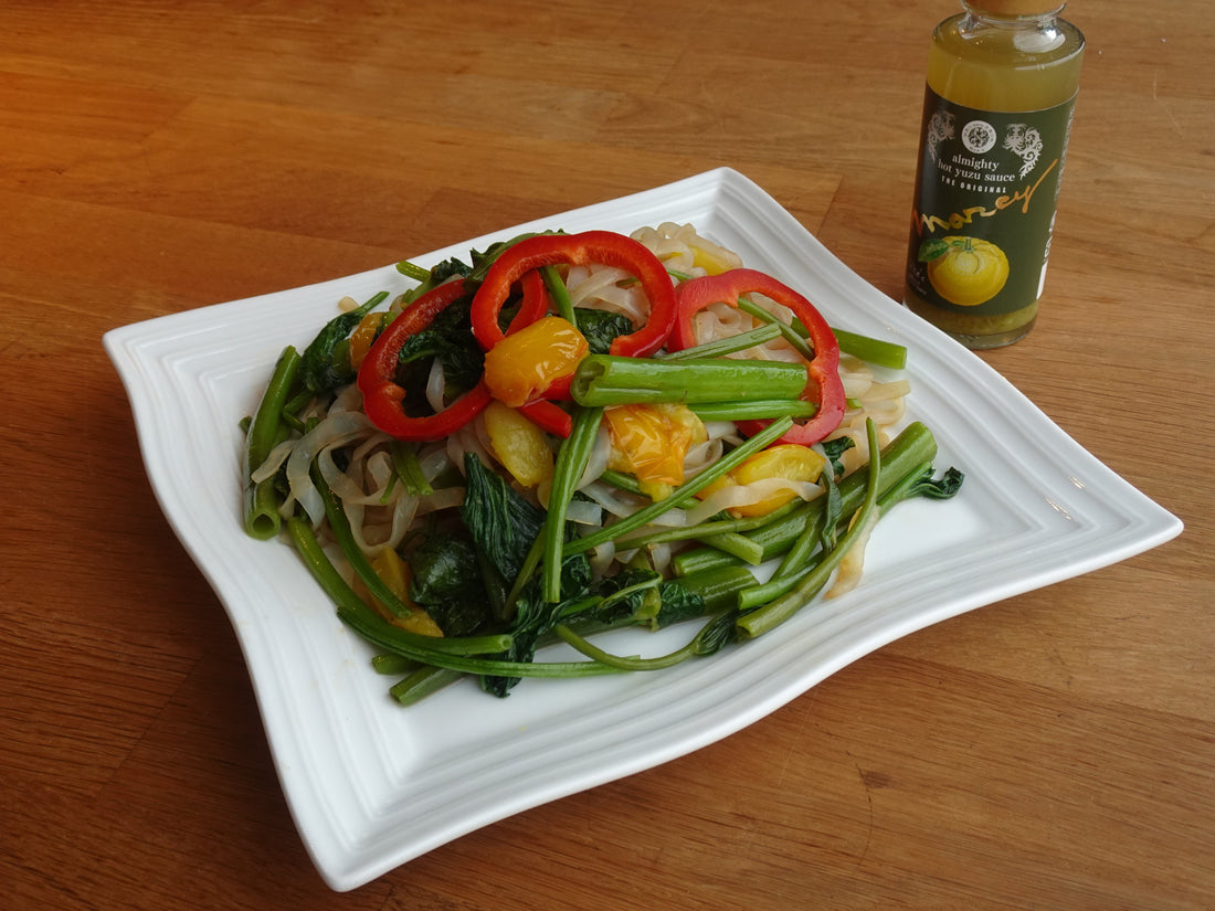 マーシーでパッタイ風焼きこんにゃく麺