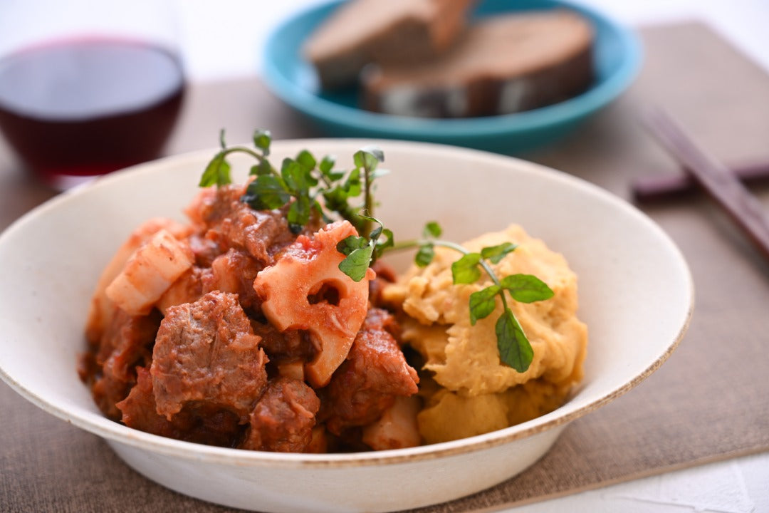 豚肉とレンコンの黒酢煮込み