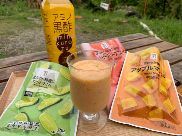 フルーツとシナモンの酢ムージー