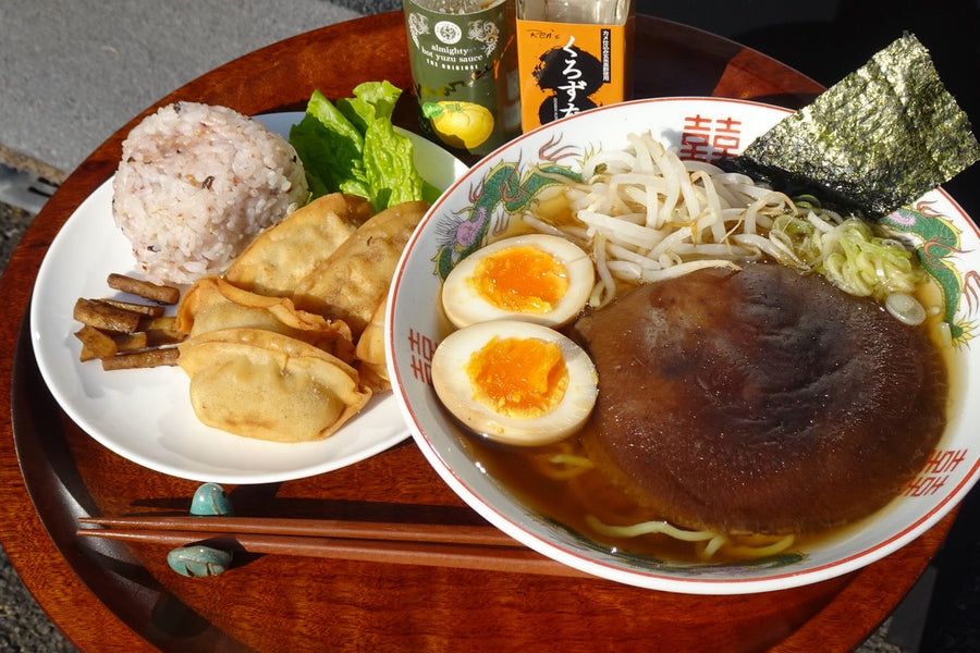 和風しいたけラーメンと綾餃子