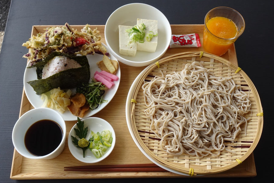 八町坂ざるそばフルセット